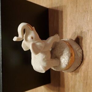 Lenox Ivory and Gold Elephant Box